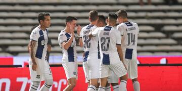 Dayro Moreno, antes de definir en el segundo gol de Talleres ante Belgrano\u002E