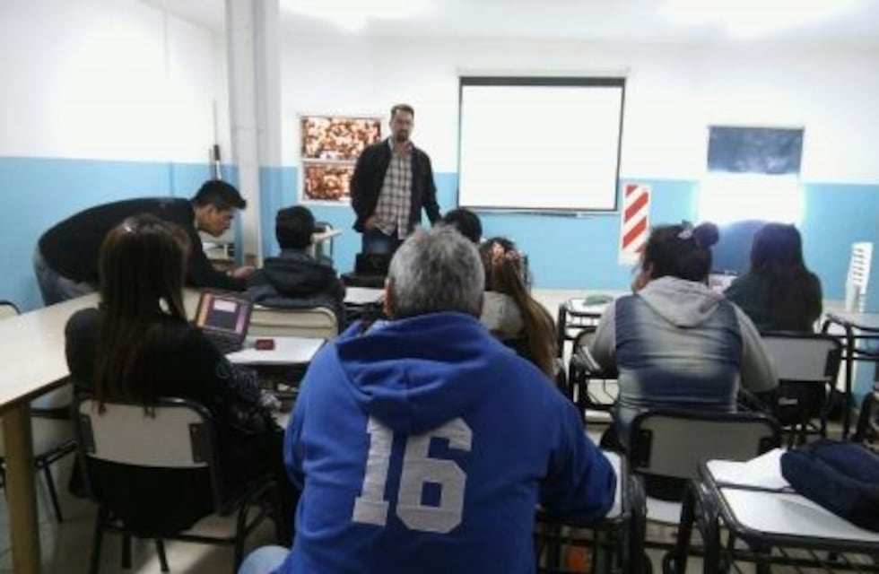 Amplían el servicio de internet en Escuelas de Río Turbio
