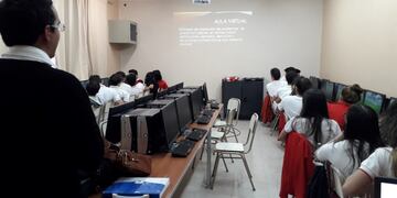 Exitoso taller de la Universidad Tecnológica en colegios chaqueños\u002E (Prensa UTN)
