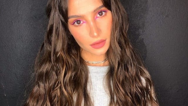 Brenda Asnicar posteó posó con un top al límite y derritió a sus seguidores