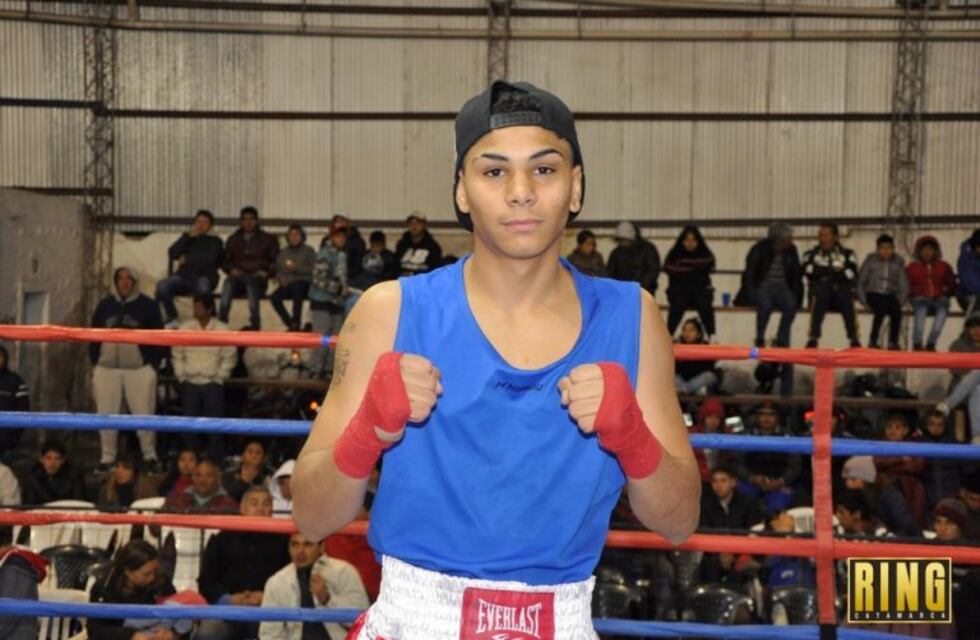Boxeo: El riojano Rosa fue medalla de plata en el Nacional de Corrientes