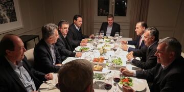 Mauricio Macri quiso despejar internas en Cambiemos con una reunión con la cúpula de la UCR en la Casa Rosada\u002E