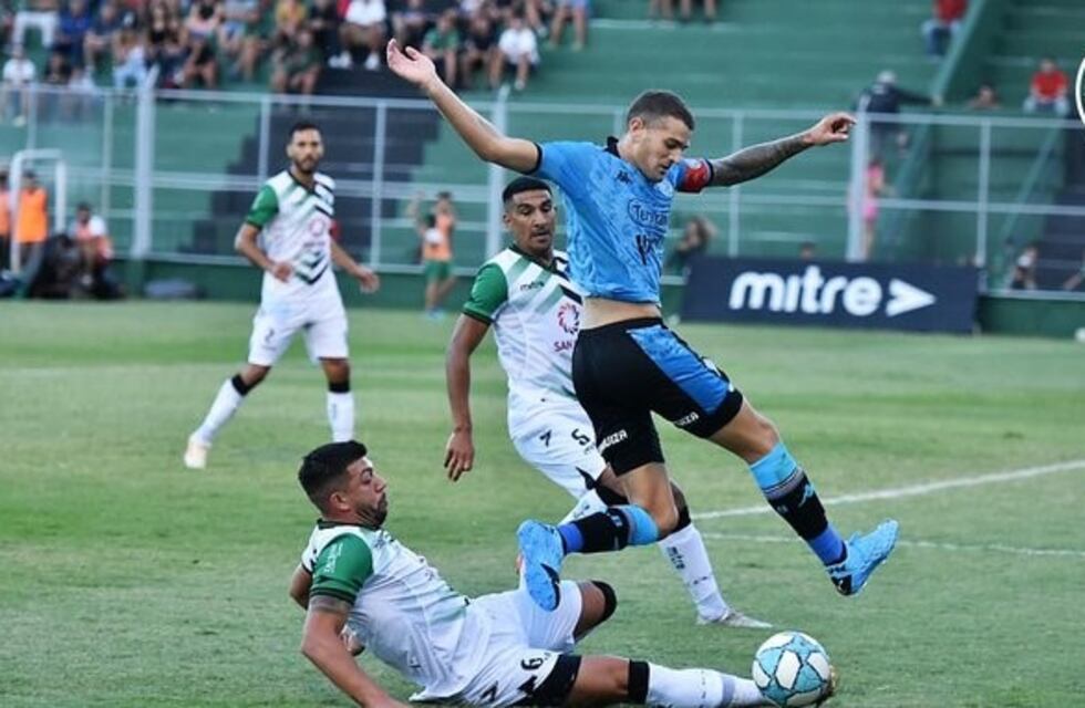 Belgrano volvió a ganar de visitante después de casi dos años