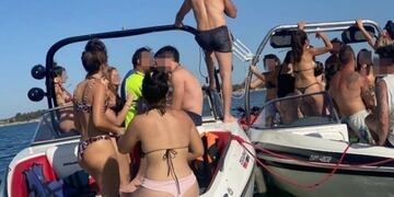 Fiesta ilegal en El Carrizal\u002E