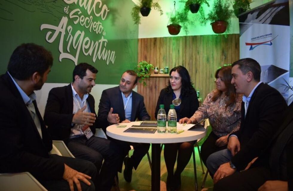 Turismo firmó convenio de cooperación con Paraguay y Misiones