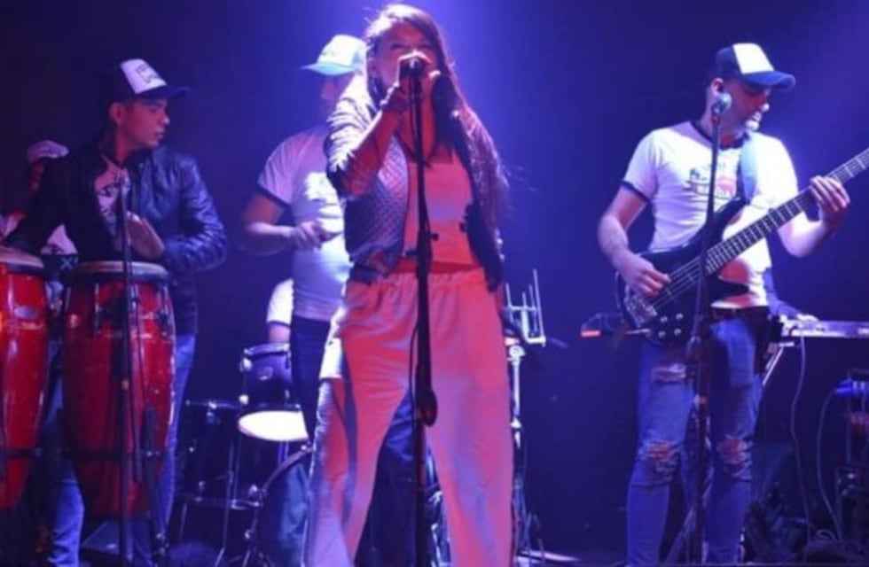 La cantante de un reconocido grupo de cuarteto que abandonaría la banda: su mensaje en redes sociales