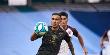 Fragapane llegó y se metió en el equipo titular de la T para otro examen complicado, ante Lanús\u002E