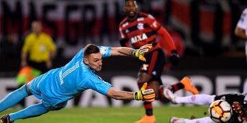 River empató 0-0 con Flamengo y clasificó primero en su grupo\u002E (Foto: AFP PHOTO / EITAN ABRAMOVICH)