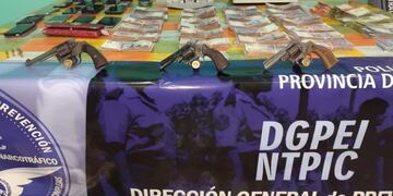 Incautan 6 kilos de droga, un millón de pesos y hay 6 detenidos \n\ntras golpe narco en La Rioja