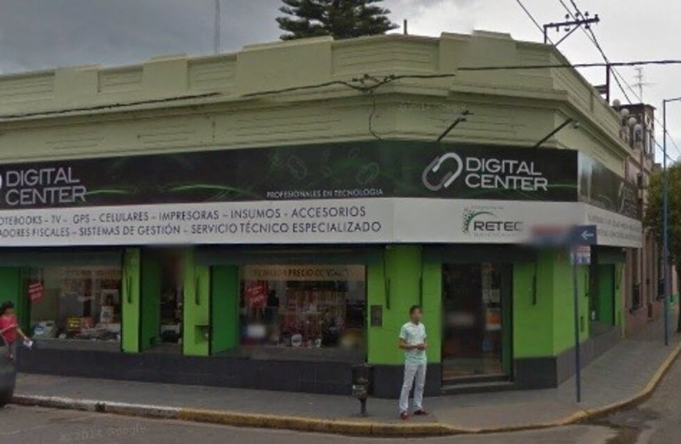 Robó un parlante y un lente de realidad virtual de un comercio céntrico y fue detenido a las pocas cuadras