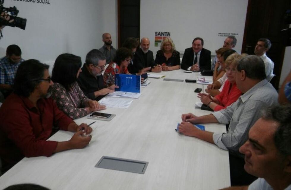 La primera reunión paritaria terminó sin propuesta salarial