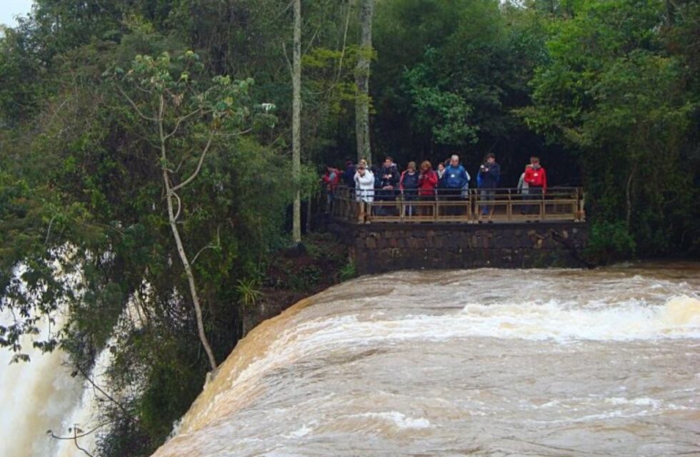 Sábado caluroso, con cielo nublado en el norte de Misiones