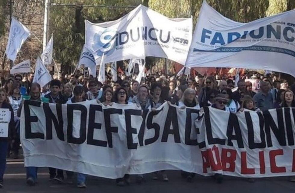 La carta de docentes universitarios dirigida a sus alumnos por el paro