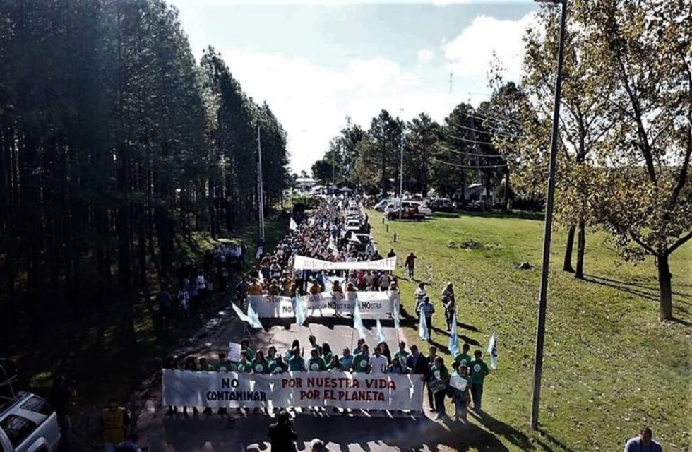 Gualeguaychú se movilizó contra las pasteras UPM - ex Botnia