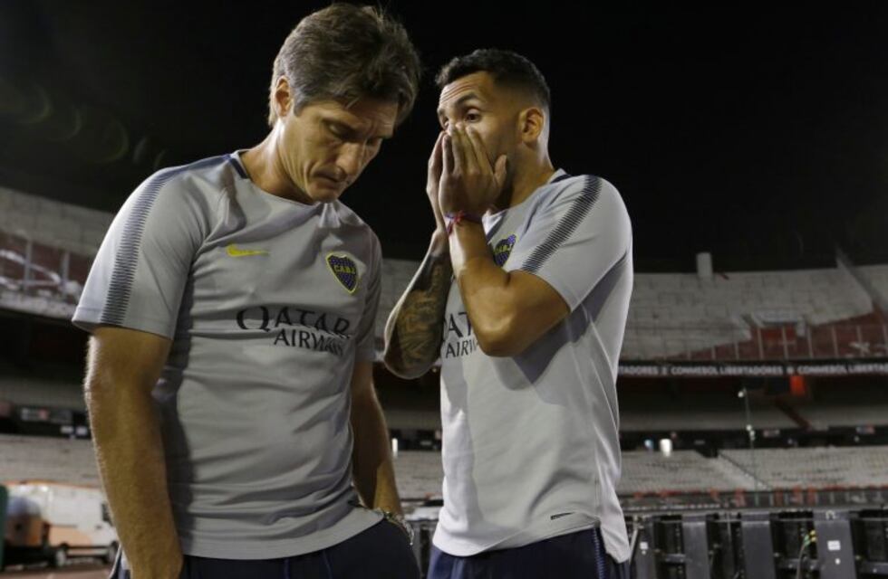 Informaron a Pablo Pérez, Wanchope Ábila y Carlos Tevez por insultar a un delegado