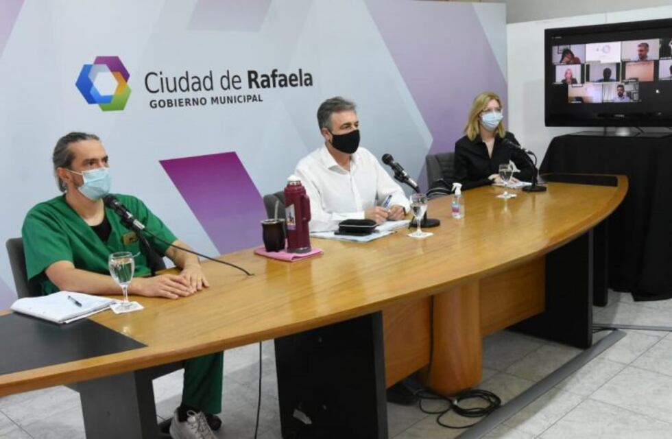 Restricción de actividades: para la oposición, Castellano les mintió y el oficialismo se defiende