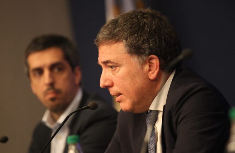 Dujovne prevé una "clara baja de la inflación" para noviembre