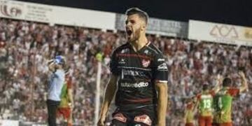 Para el DT Zabala, el Facha Castelli pintaba para titular\u002E Pero podría pasar a Alvardo de Mar del Plata\u002E