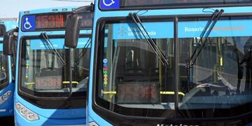 Comienzan a funcionar los colectivos de El Cacique y Movi