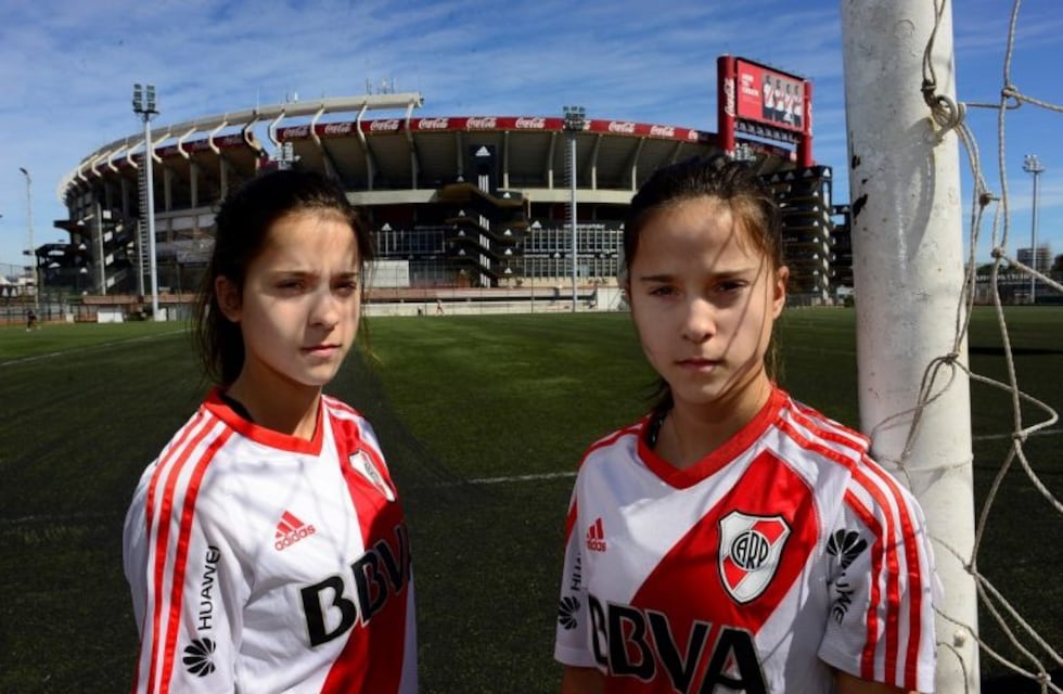 La historia de lucha de las gemelas que son estrellas de River