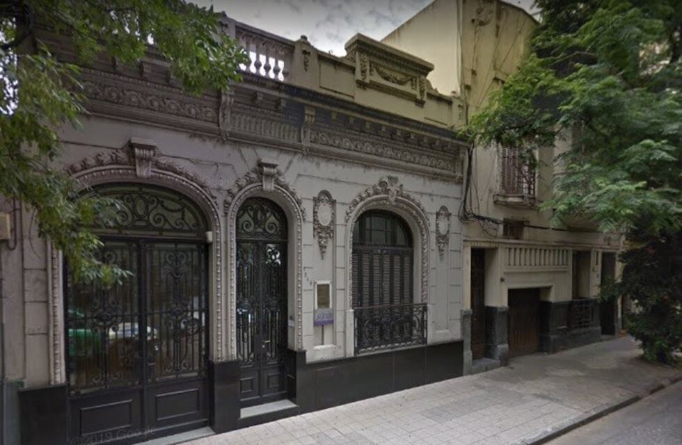 Ladrones se hicieron pasar por personal del correo para robar en una clínica céntrica