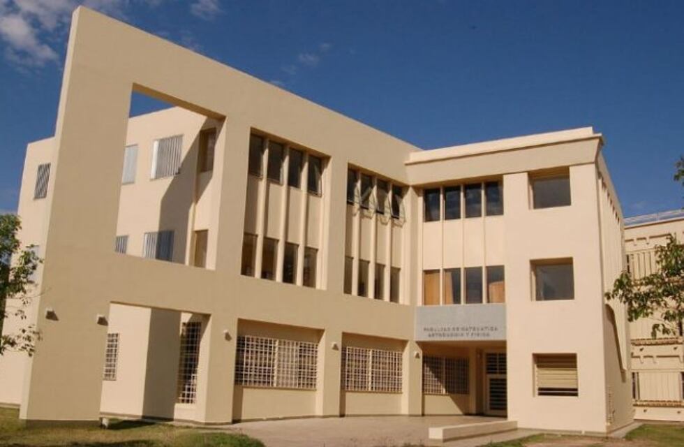 Firman un convenio para dinamizar el desarrollo de la industria del software en Córdoba