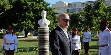 Tras el inconveniente con el micrófono, declara Héctor Timerman