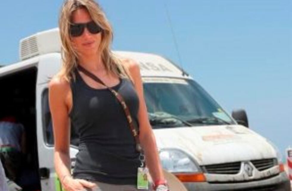 Alina Moine, la sensual atracción del Dakar 2017