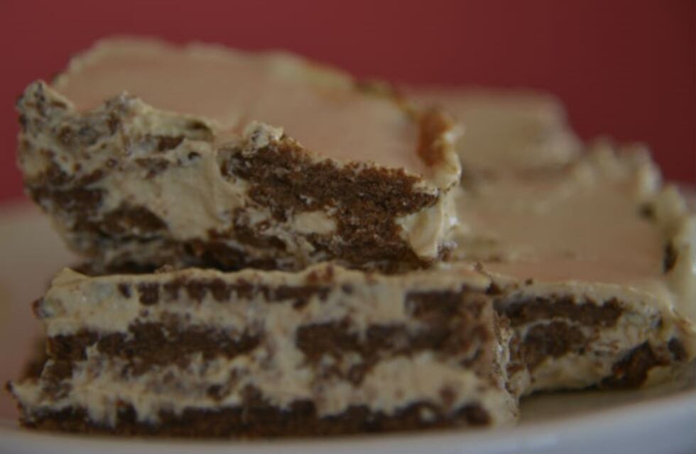 Receta de chocotorta y cheesecake de frutilla: postres para hacer con los chicos