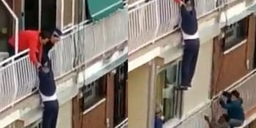 Vecinos salvan a un anciano en Madrid