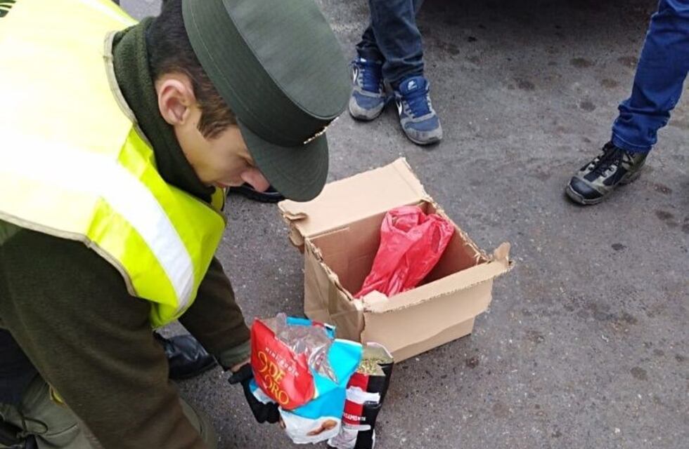 Taxista fue a retirar una encomienda con cocaína y lo detuvieron