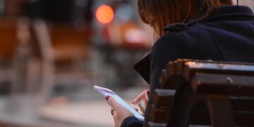 El proyecto Cuidar-Tech propone soluciones tecnológicas para casos de violencia de género. Gustavo Rogé / Archivo Los Andes