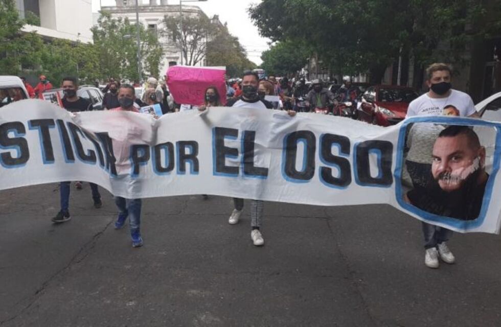 Madre del "Oso" Cejas dijo que su marido "se murió de tristeza" tras el crimen