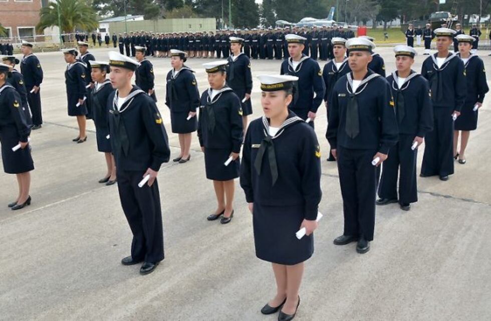 Egresaron cabos segundo enfermeros en Puerto Belgrano