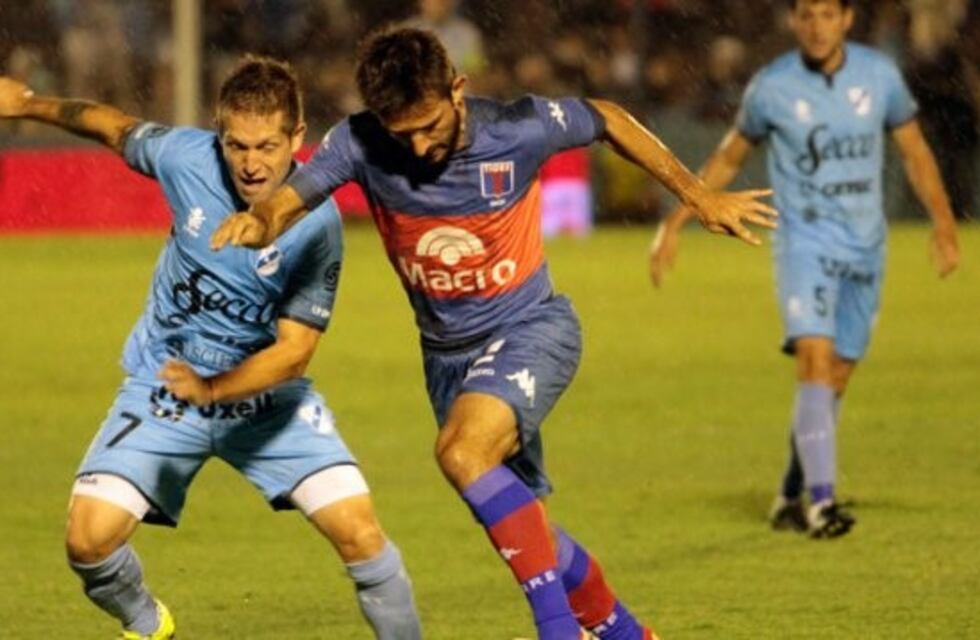 Temperley superó 2-1 a Tigre y sigue invicto