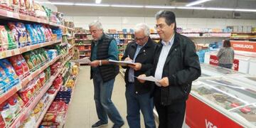 Controles en los supermercados por los \