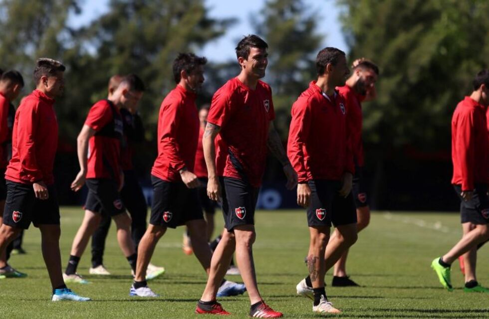 Newell's usará un hotel cerrado en Córdoba y volverá la misma noche del debut