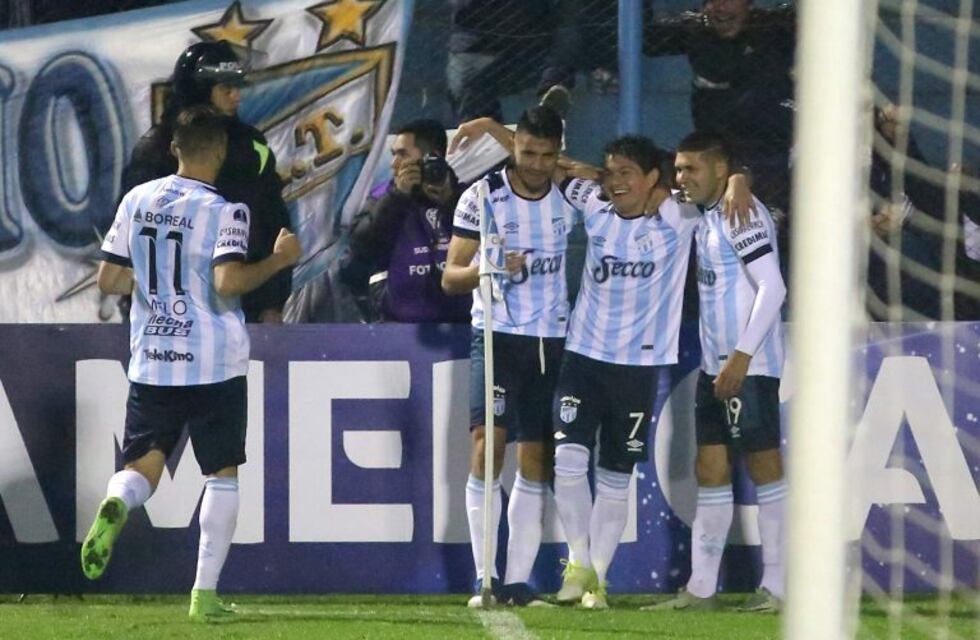 Atlético Tucumán ganó en su casa y le sacó el invicto a Colón