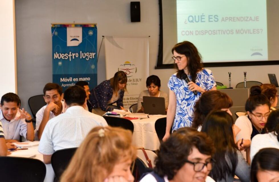 Capacitan a docentes en el uso de la tecnología móvil con perspectiva pedagógica