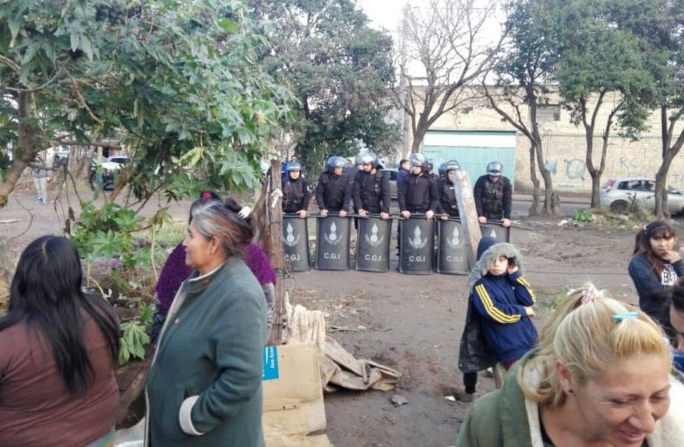 Tensión en zona norte por una toma de terreno e intento de desalojo