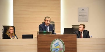 El ex diputado nacional encabeza la ceremonia desde las 11\u002E30\u002E (Prensa Concejo Rosario)