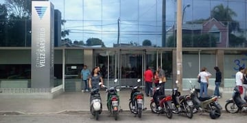 Clínica Vélez Sársfield.