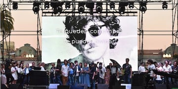 El festival tuvo su epicentro en la plaza de mayo para conectarse con todo el país