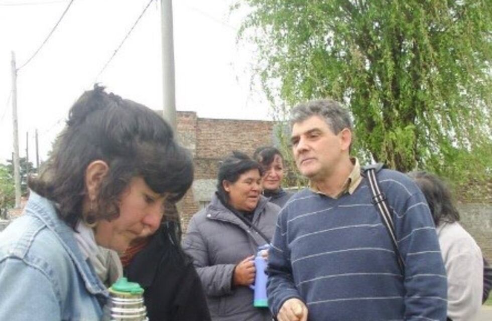 Vecinos de barrio Puente Gallego reclaman que no se traslade el centro de salud municipal