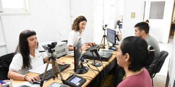 El Centro de Documentación Rápida Municipal sigue teniendo un buen caudal de trámites (Prensa Municipalidad de Rafaela))