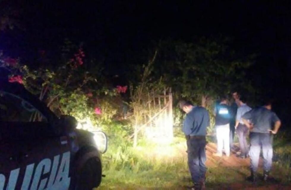 La policía detuvo a un hombre que hirió con un machete a dos menores