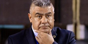 Se postergó la reunión de Chiqui Tapia con Ginés González García por la vuelta al fútbol\u002E (AFP)