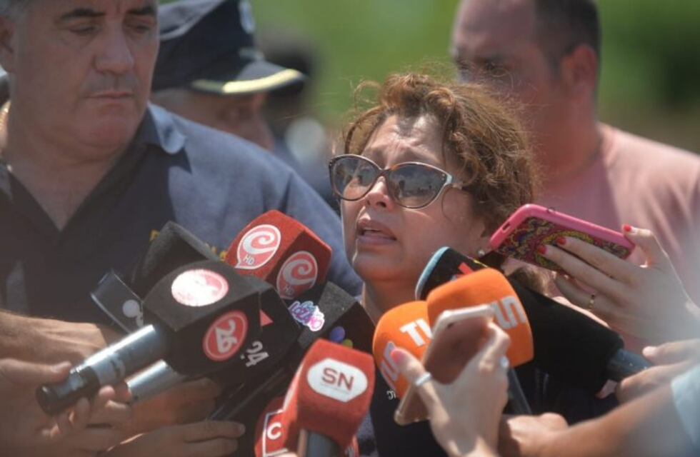 "Ella ha estado agonizando en la cama y él vio su muerte", asegura la hermana de Solis Calle