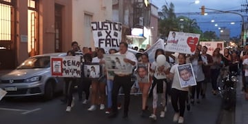 Padre y amigos de Facundo Sorol