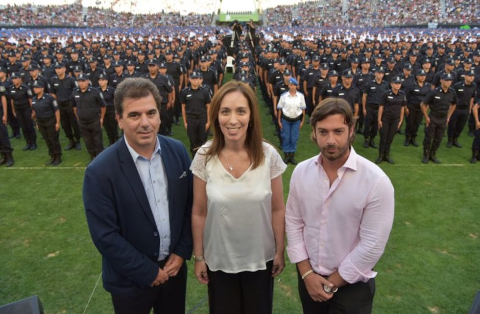 Un comisario no pudo justificar $70 mil que tenía en su cajón y lo desplazaron